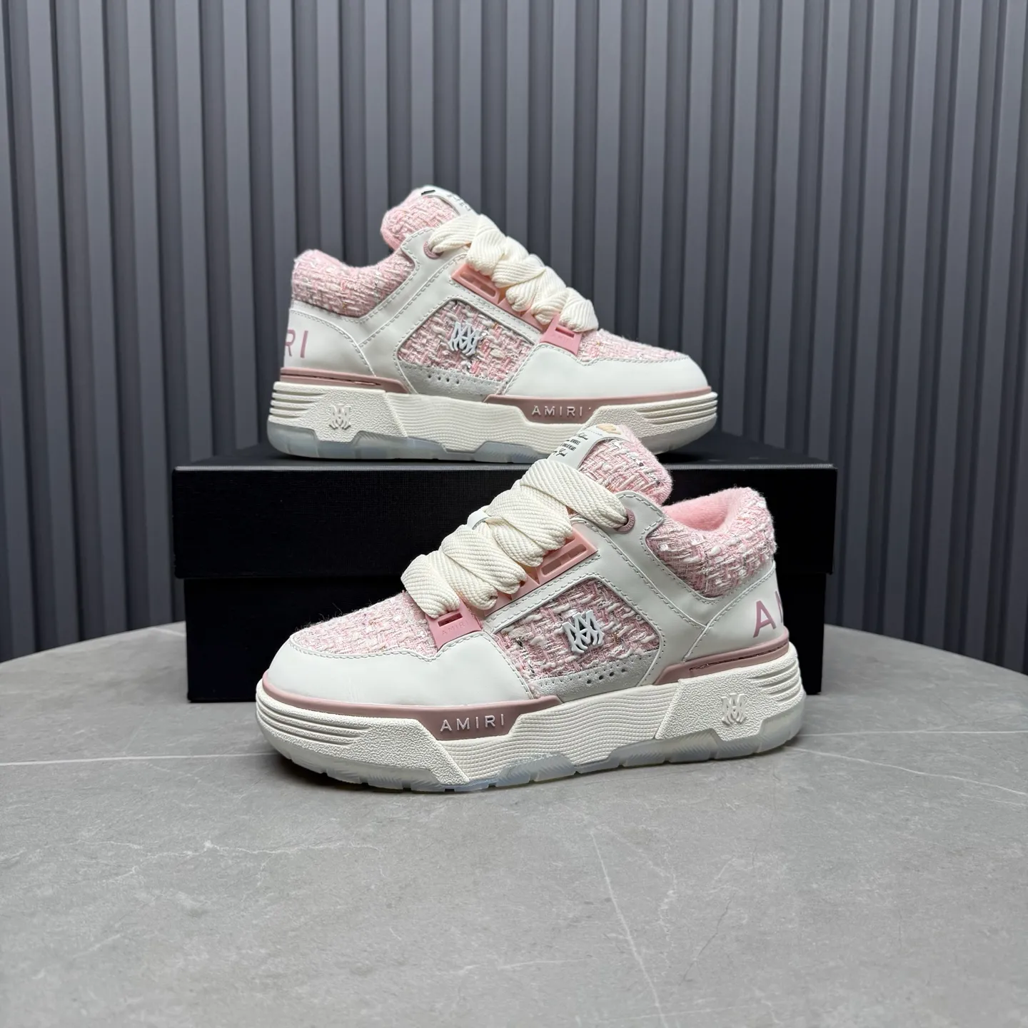 Men's shoes 💰660💰 AMIRI AMIRI trendy brand hot sale 🔥 Available all year round, couples 💑 Official website synchronization Imported fabrics 1⃣️ vs 1⃣️ replica, original factory special original sole, 35-45 (45. non-refundable)